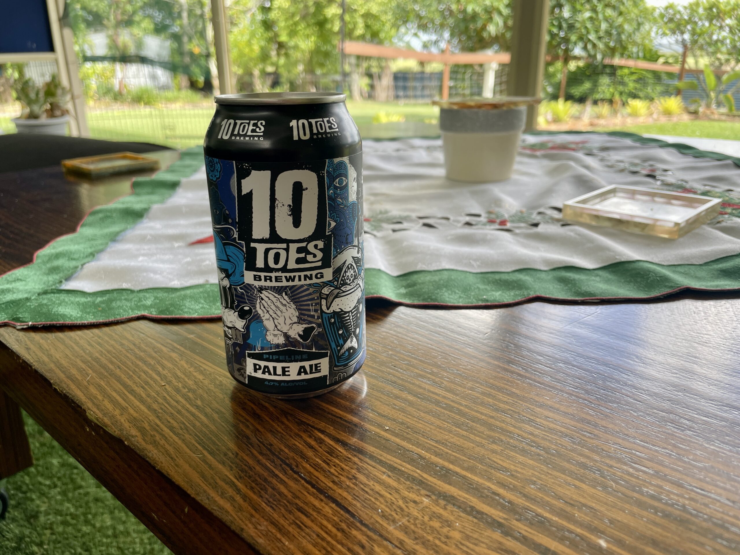 10 Toes beer can